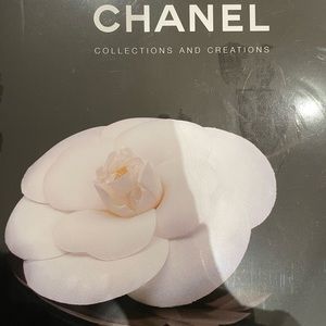 CHANEL collections and creations BOOK